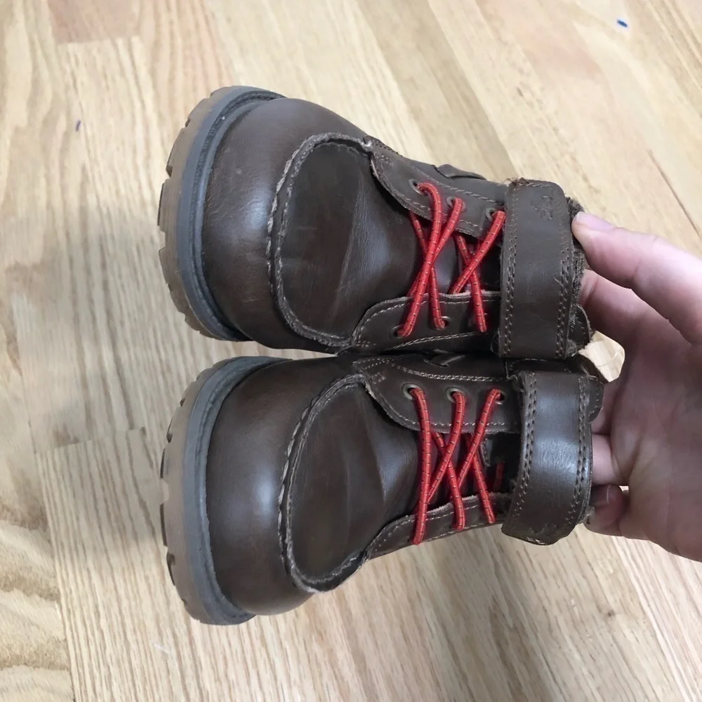 Osh Kosh B’gosh Brown Boy Boots Red Laces Sz 12 Kids Toddler